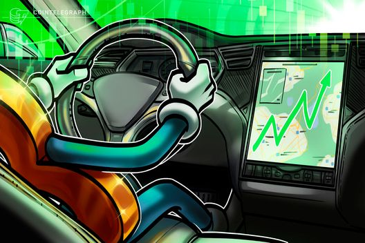 Contrarian Signals Emerge: Bitcoin Long Positions Surge Despite Dampening US Macroeconomic Indicators