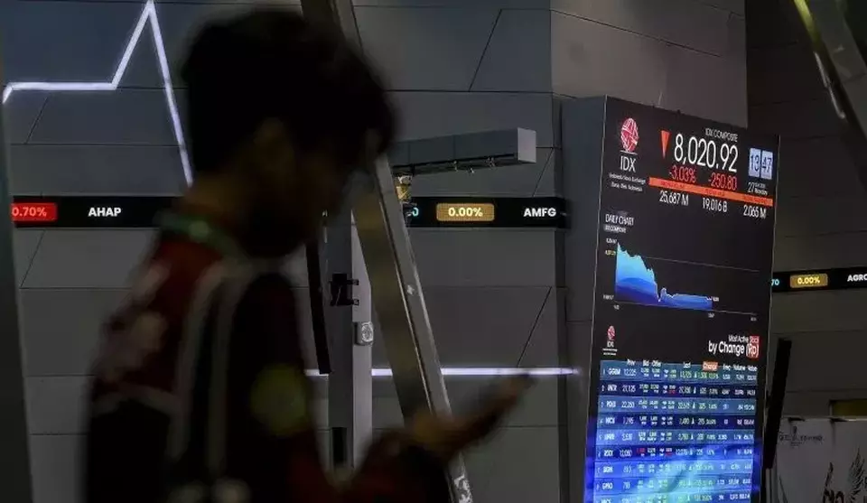 Ancaman Kritis: Mengapa IHSG Terus Tertekan dan Potensi Menembus Level Psikologis 6.000